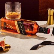 JOHNNIE WALKER BLACK LABEL 1 LÍT