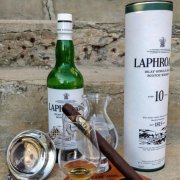 RƯỢU LAPHROAIG 10