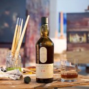 RƯỢU LAGAVULIN 16