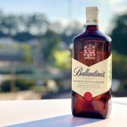 BALLANTINES FINEST 2 LÍT