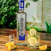  RƯỢU VODKA CÁ SẤU XANH