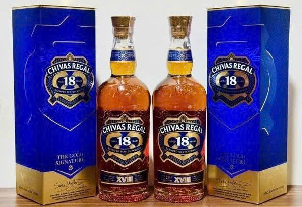 Bay-mau-Chivas-18-700-m-mau-moi