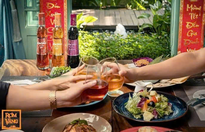 3-chai-ruou-rom-vang-500ml