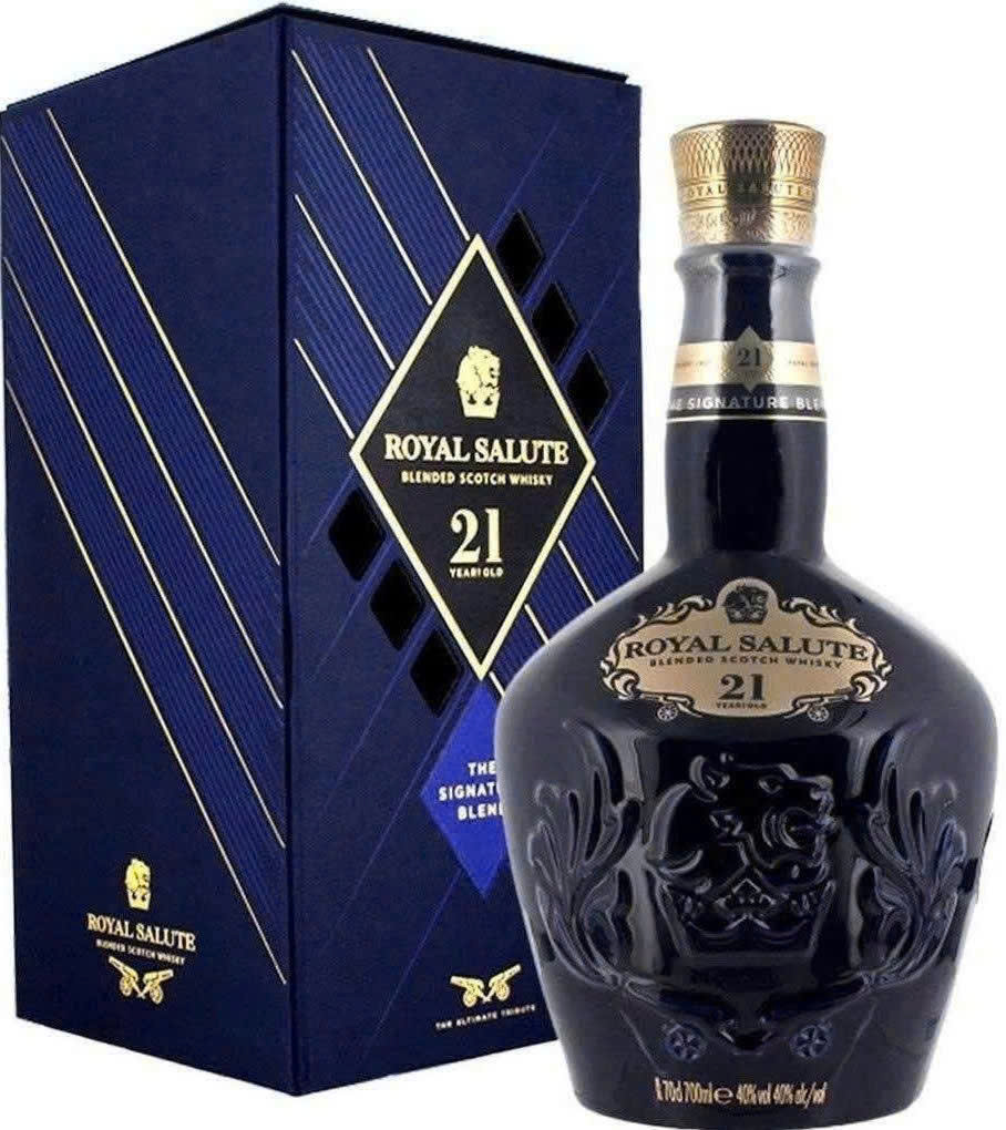 Ban-Chivas-Royal-Salute-21-nam-gia-re