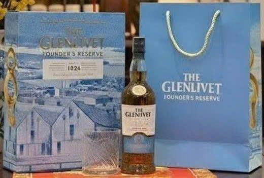 Bo-san-pham-Glenlivet-Founders-Hop-qua-tet-2026-gia-re