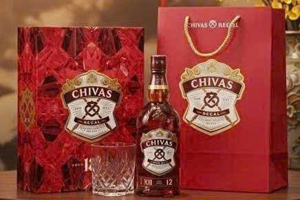 Bo-san-pham-Ruou-Chivas-Regal-12-Nam-Hop-Qua-Tet-2026-10