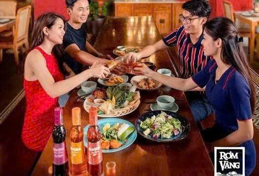 Cach-Thuong-thuc-Ruou-rom-vang-TAO MO