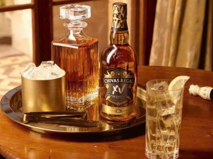 Chivas-15-Hop-qua-2025-va-cach-thuong-thuc-226