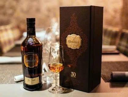 Dung-dieu-voi-Glenfiddich-30-yo