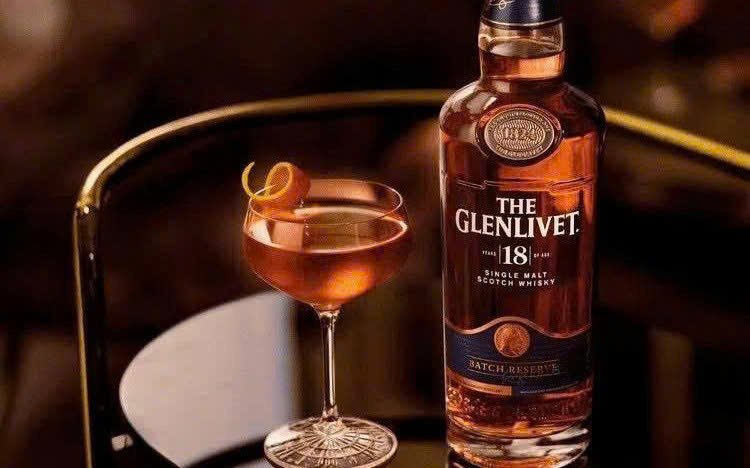 Dung-dieu-voi-The-Glenlivet-18-YO