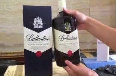 Gioi-thieu-Ballantines-Finest-1-Lit-moi-nhat