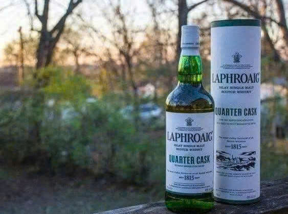Gioi-thieu-Laphroaig-Quarter-Cask-48-do-cua-dao-Islay