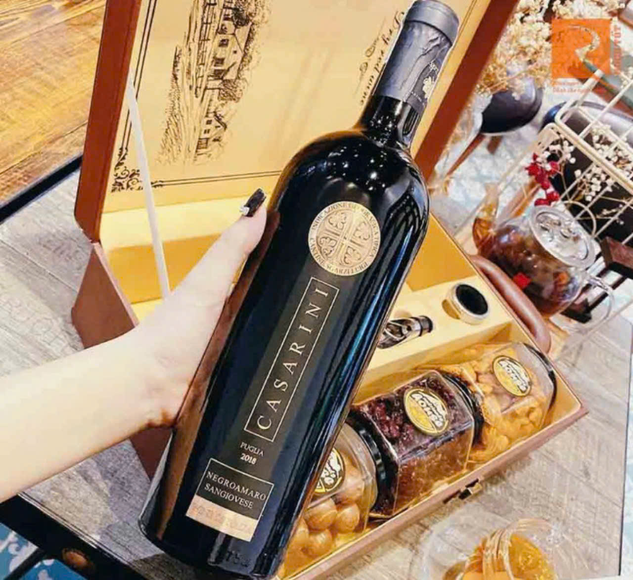 Gioi-thieu-Vang-Y-Casarini-750-ml-2