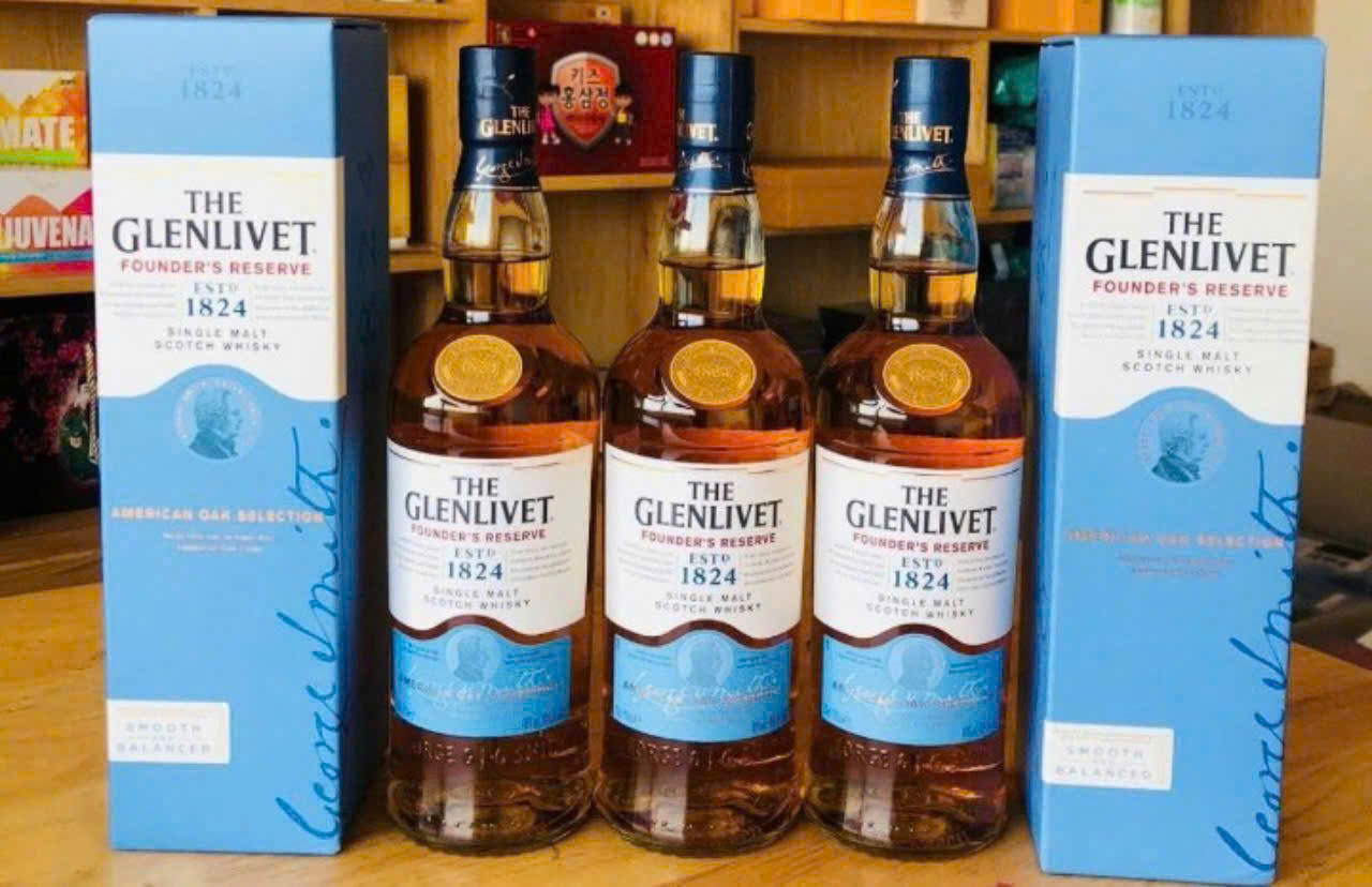 Gioi-thieu-glenlivet-Founder-xanh-1-lit