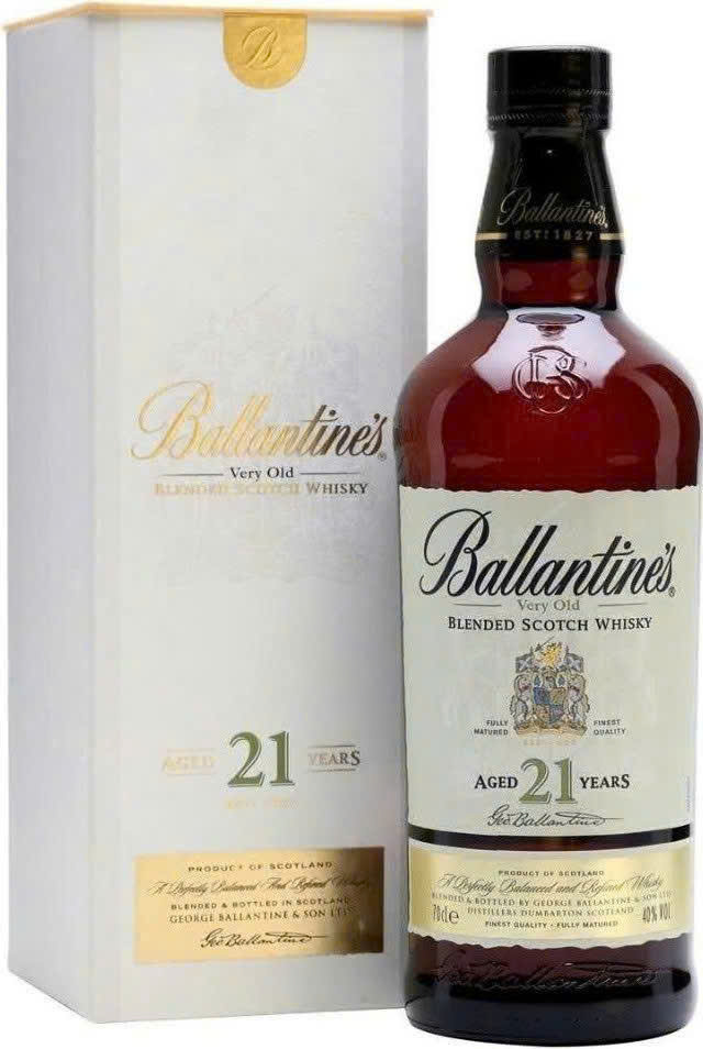 Mua-Ruou-Ballantines-21-YO-gia-re-nhat-ha-noi