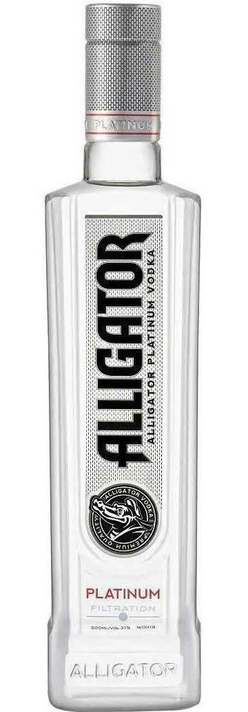 Mua-Vodka-Ca-Sau-Den-50cl-31-do-gia-re-o-Ha-Noi