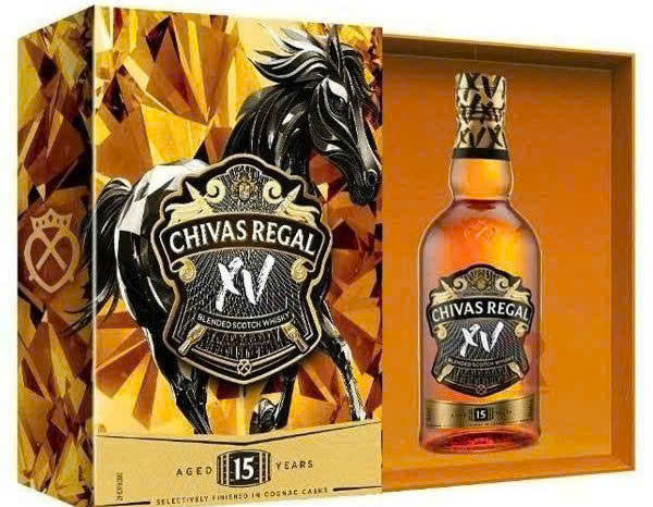 Mua-hop-qua-tet-2026-ruou-chivas-15-gia-re-1