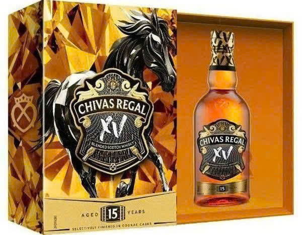 Mua-hop-qua-tet-2026-ruou-chivas-15-gia-re