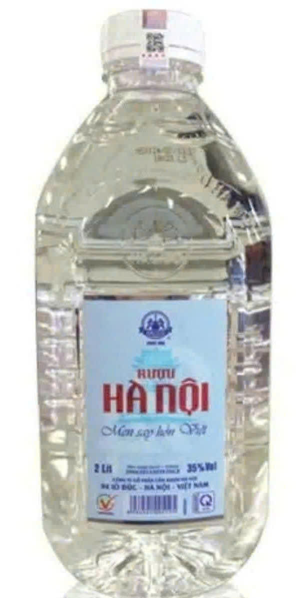Mua-ruou-Vodka-Ha-noi-4-lit-gia-re-nhat-tai-Ha-Noi