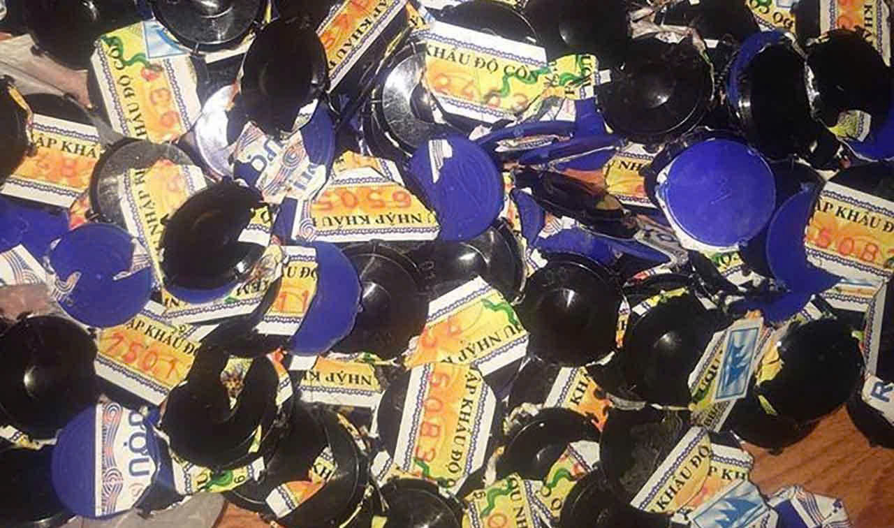 Nap-chai-Vodka-Ca-Sau