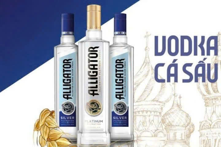 Quang-cao-Vodka-Ca-Sau-Den-Xanh-50cl