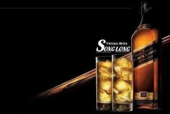 Quang-cao-johnnie-walker-black-label-70cl
