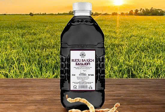 Quang-cao-ruou-ba-kich-sealion-Can-2-lit