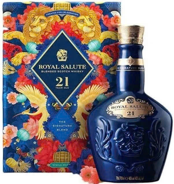 Trung-bay-Chivas-21-Hop-qua-2026-gia-re-nhat-Ha-Noi