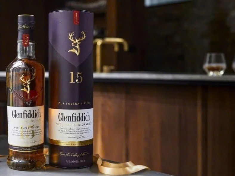 Trung-bay-Glenfiddich-15-YO