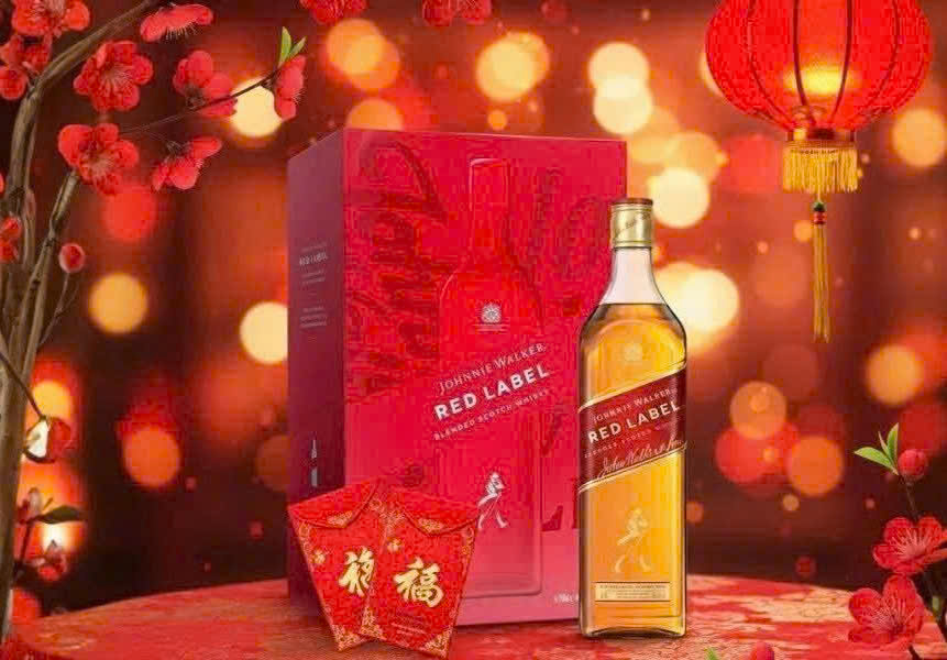 Trung-bay-JW-Red-Hop-Qua-Tet-2026-4