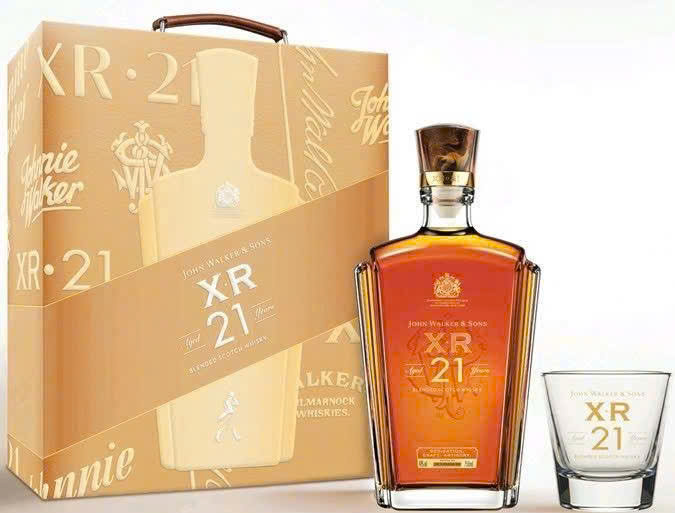 Trung-bay-XR-21-Hop-Qua-2026-gia-re