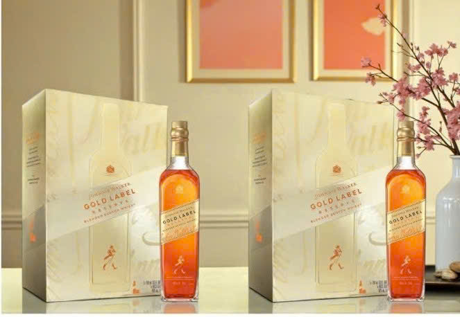 Trung-bay-mau-Gold-Label-Reserve-Hop-qua-2026-6