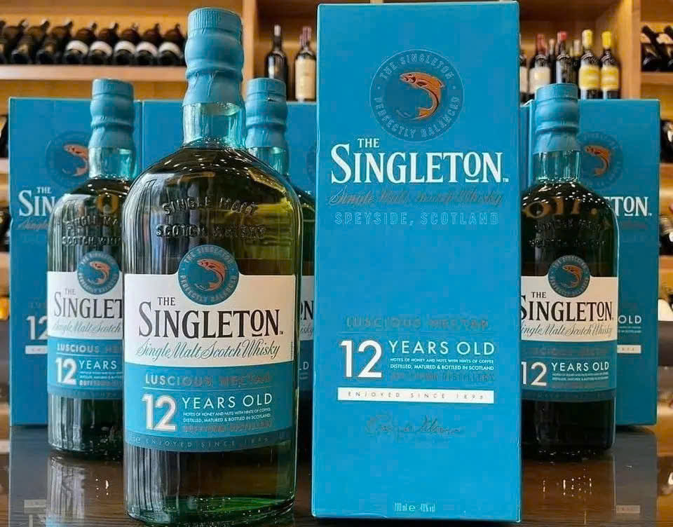 Trung-bay-mau-Singleton-12-nam-tuoi