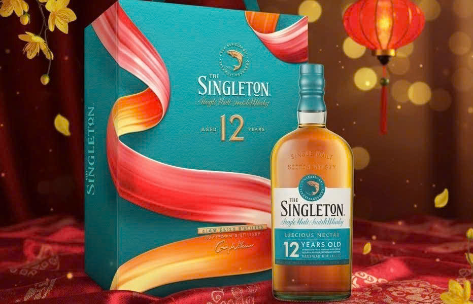 Trung-bay-mau-The-Singleton-12-Hop-qua-2026