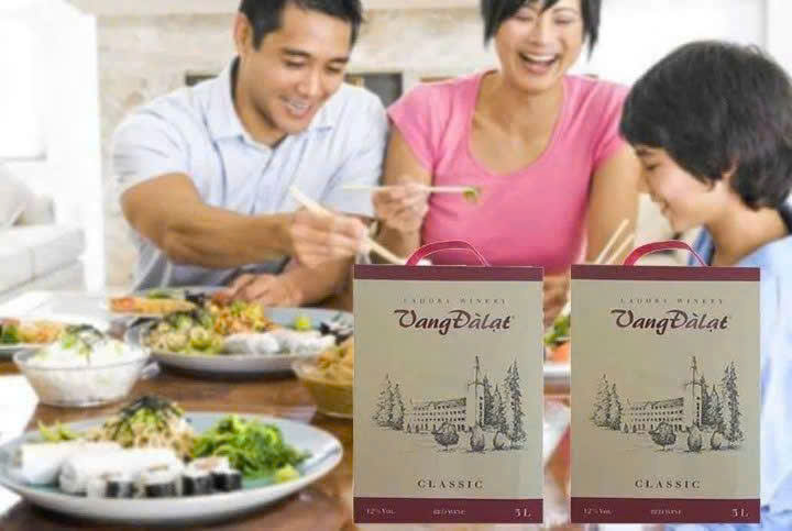 Vang-Da-Lat-3-Lit-trong-bua-com-gia-dinh-nguoi-viet