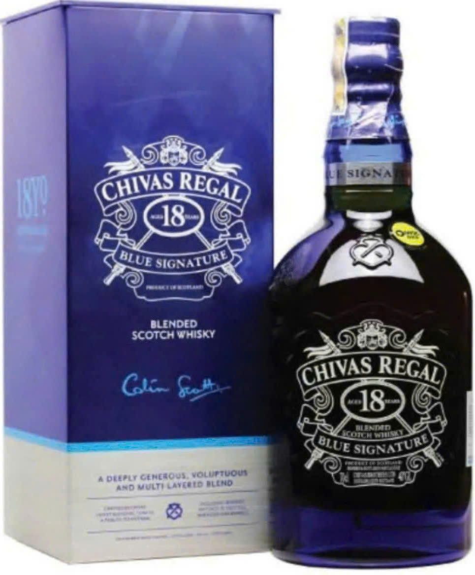 chivas-18-blue-700ml-40-do-gia-re