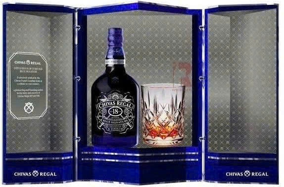 chivas-18-blue-signature-khi-mo-hop-qua-2026