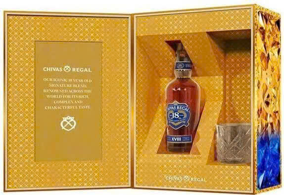 chivas-18-gold-hop-qua-tet-2026-khi-mo-hop-8