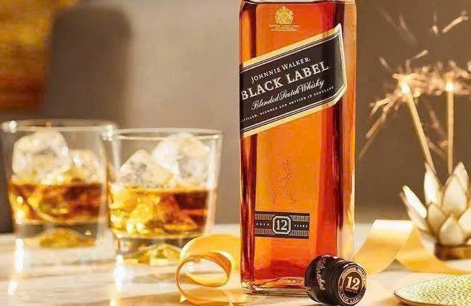 dung-dieu-black-label-1lit-cua-Diageo