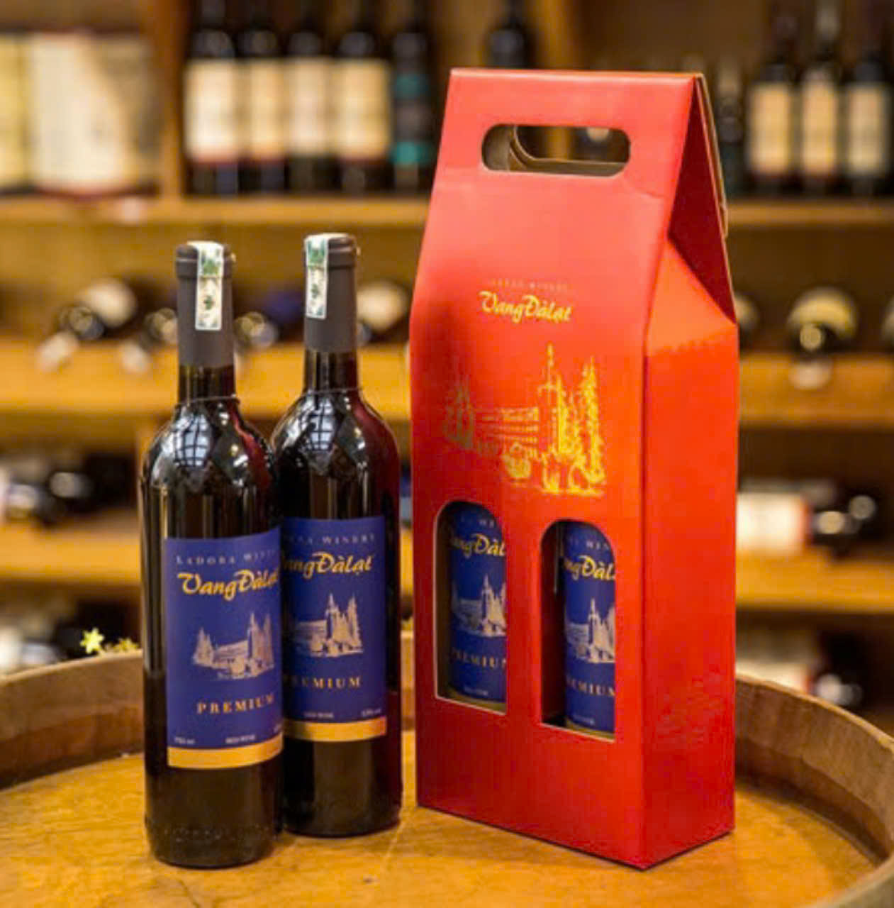 gioi-thieu-vang-Premium-red-wine-750-ml-moi-97