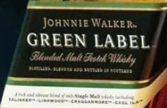 nhan-hieu-Johnnie-Walker-Green-Label-750-ml
