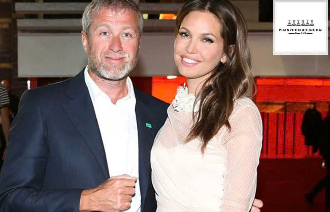 roman-abramovich-va-su-kien-ra-mat-vodka-beluga-Gold-tai-my