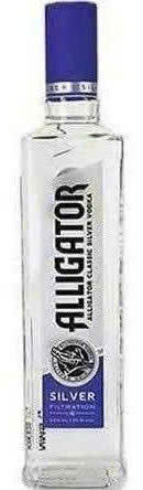 ruou-vodka-ca-sau-Xanh-50-cl-gia-re-nhat-Ha-noi