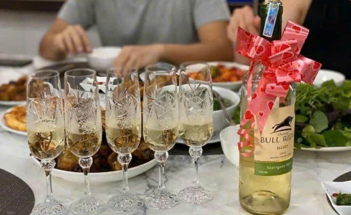 thuong-thuc-Chateau-Bull-Rider-Trang-dung-chuan