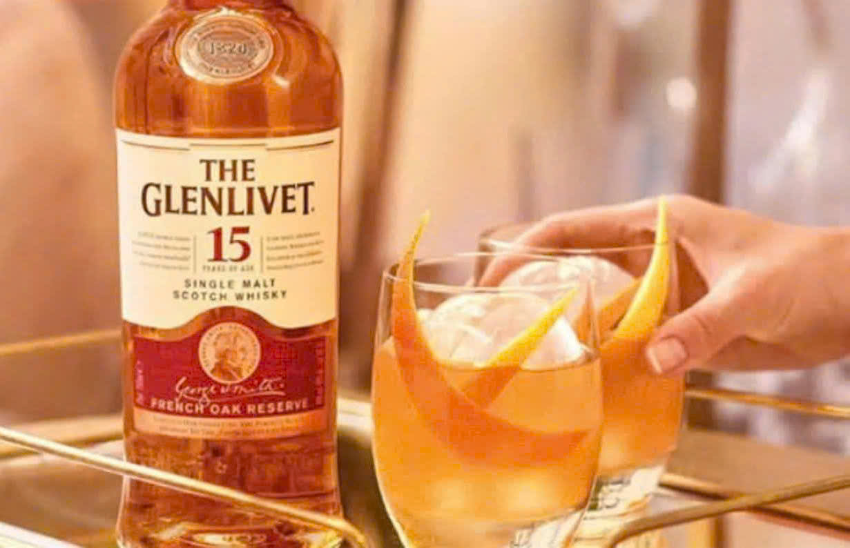 thuong-thuc-Glenlivet-15-YO-voi-Cocktail
