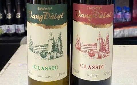 vang-da-lat-classic-do-trang-750-ml-moi-gia-re-64