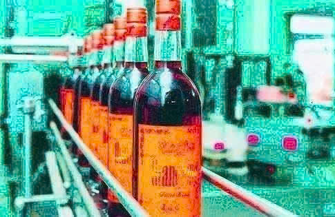 vang thang long-va-day-chuyen-dong-chai-nhap-khau