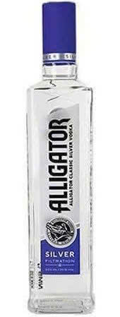 vodka-ca-sau-Xanh-50cl-gia-re-nhat-HN