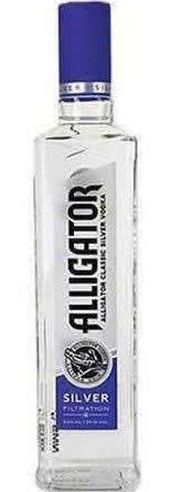 vodka-ca-sau-Xanh-50cl-gia-re-nhat