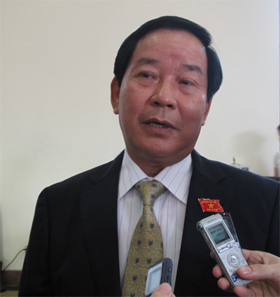 chu-tich-ban-doi-ngoai-tran-van-hang